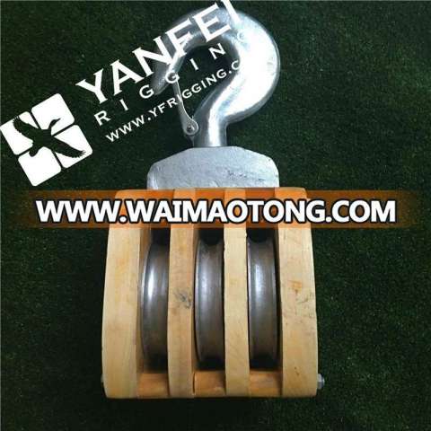 JIS Type Wooden Block Pulley Triple with Hook